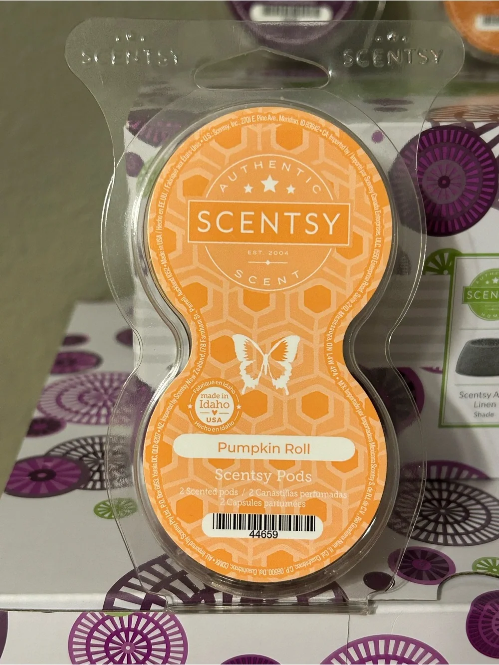 NWT Scentsy Air quad Aromatherapy Diffuser with 4 pod twin packs